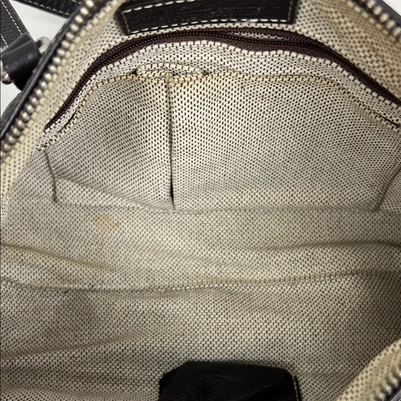 Dooney & Bourke Deep Dark Brown Pebbled Leather Barrel Shoulder Bag - Picture 10 of 16